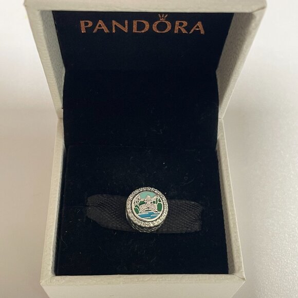 Pandora The Heart New York City Exclusive Charm Bead - Picture 3 of 5